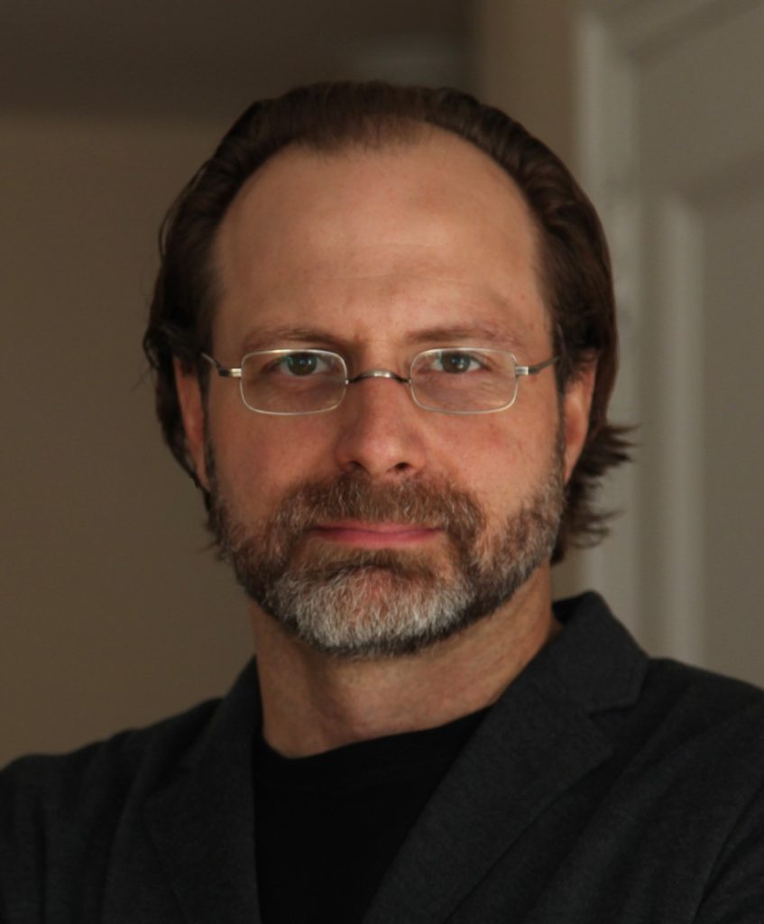 Derek Porter headshot